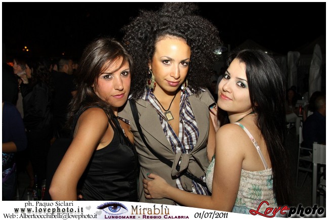 105Lido_Mirablu_Party_LovePhoto_01072011.jpg