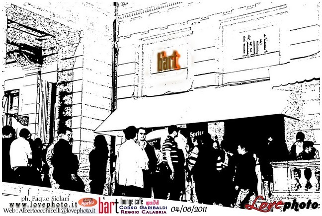 002BartCafe_Aperol_Spriz_LovePhoto_04062011.jpg