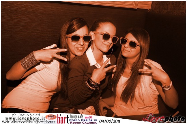 012BartCafe_Aperol_Spriz_LovePhoto_04062011.jpg