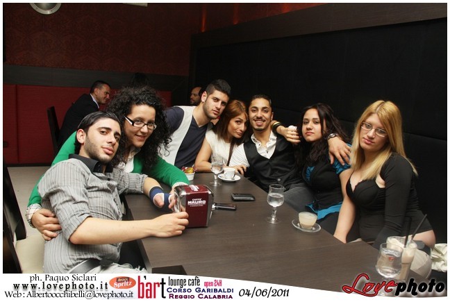 020BartCafe_Aperol_Spriz_LovePhoto_04062011.jpg