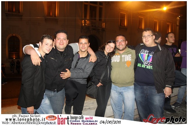 039BartCafe_Aperol_Spriz_LovePhoto_04062011.jpg