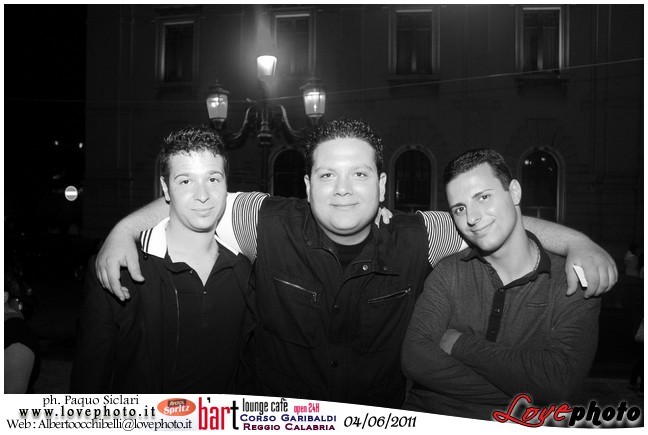 061BartCafe_Aperol_Spriz_LovePhoto_04062011.jpg