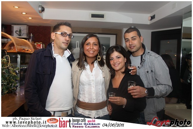 064BartCafe_Aperol_Spriz_LovePhoto_04062011.jpg
