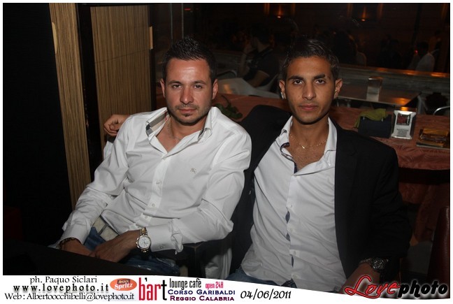 079BartCafe_Aperol_Spriz_LovePhoto_04062011.jpg
