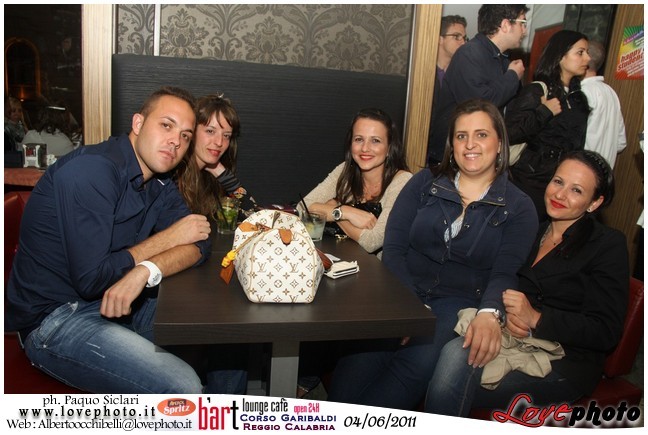 096BartCafe_Aperol_Spriz_LovePhoto_04062011.jpg