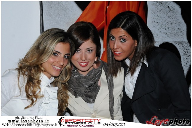 023SportCity_FitnessClub_Party_LovePhoto_04062011.jpg