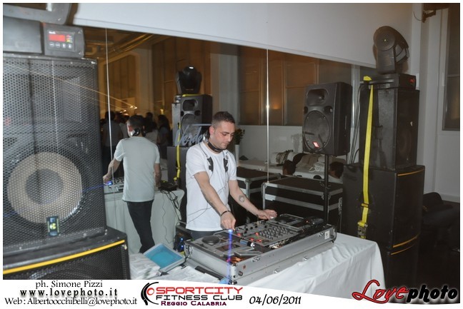 108SportCity_FitnessClub_Party_LovePhoto_04062011.jpg
