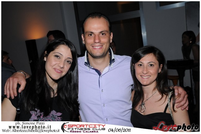 115SportCity_FitnessClub_Party_LovePhoto_04062011.jpg