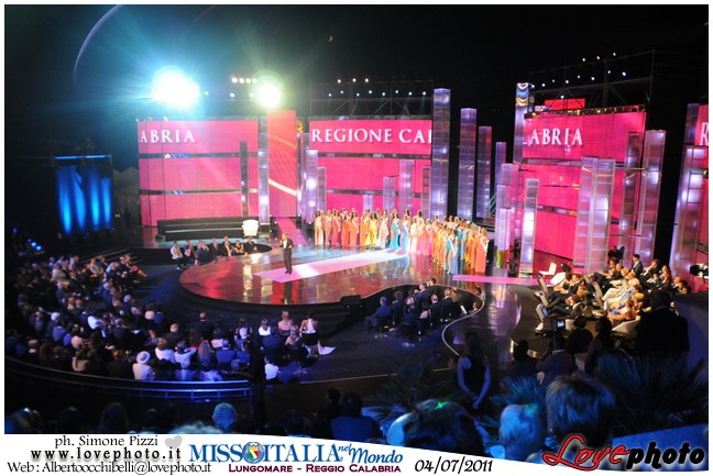 010Miss_Italia_Nel_Mondo_Lungomare_ReggioCalabria_LovePhoto_04072011.jpg