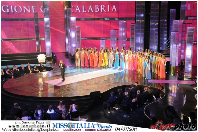 011Miss_Italia_Nel_Mondo_Lungomare_ReggioCalabria_LovePhoto_04072011.jpg