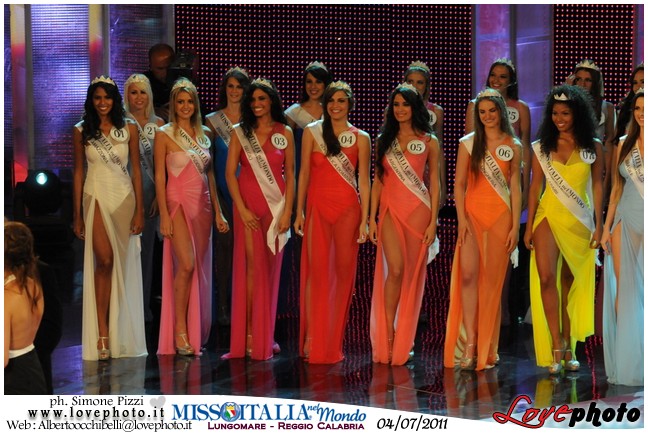 032Miss_Italia_Nel_Mondo_Lungomare_ReggioCalabria_LovePhoto_04072011.jpg