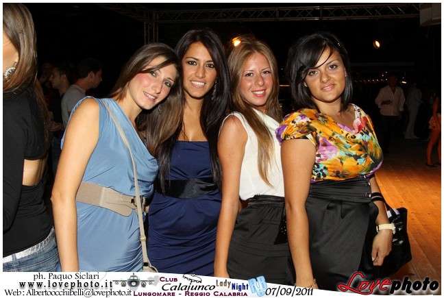 006Calajunco_Lady_Night_LovePhoto_07092011.jpg