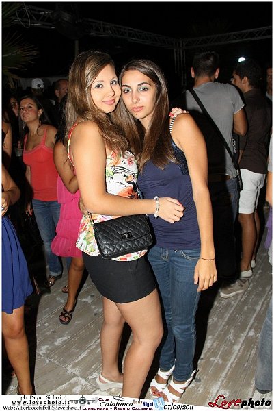 112Calajunco_Lady_Night_LovePhoto_07092011.jpg