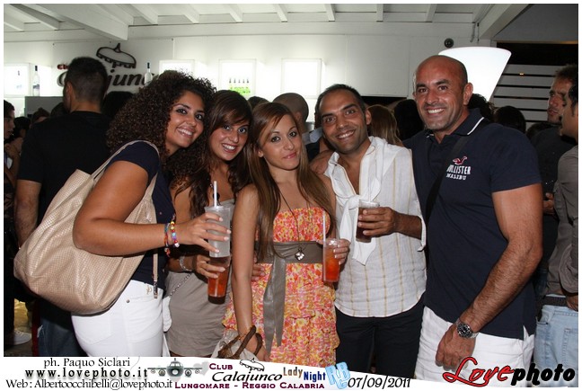 136Calajunco_Lady_Night_LovePhoto_07092011.jpg