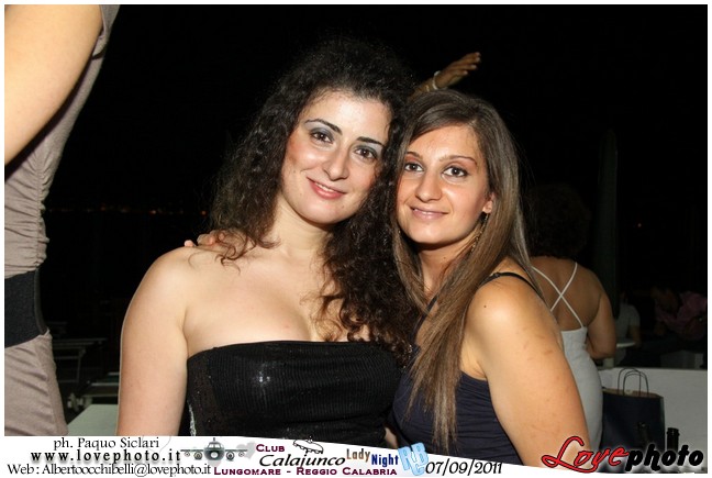 137Calajunco_Lady_Night_LovePhoto_07092011.jpg