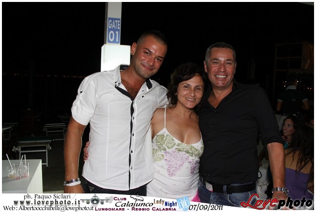 143Calajunco_Lady_Night_LovePhoto_07092011.jpg