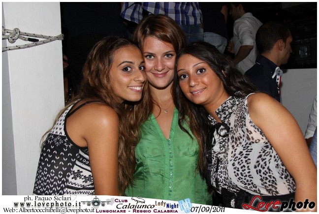 151Calajunco_Lady_Night_LovePhoto_07092011.jpg