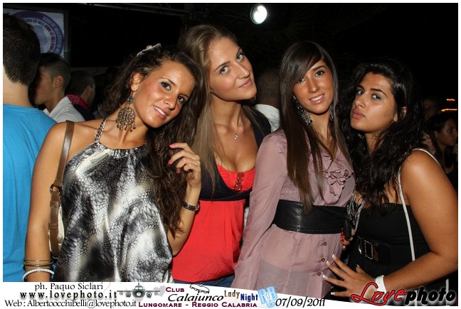 169Calajunco_Lady_Night_LovePhoto_07092011.jpg