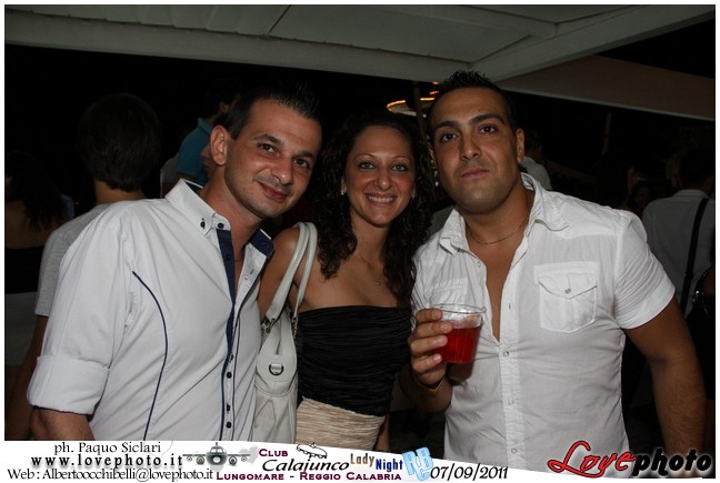 177Calajunco_Lady_Night_LovePhoto_07092011.jpg
