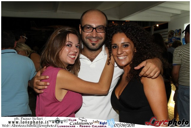 184Calajunco_Lady_Night_LovePhoto_07092011.jpg