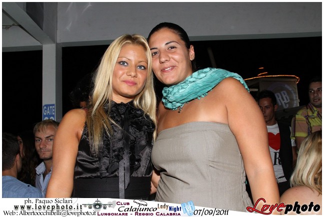 206Calajunco_Lady_Night_LovePhoto_07092011.jpg