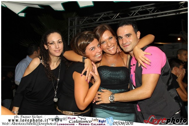 239Calajunco_Lady_Night_LovePhoto_07092011.jpg