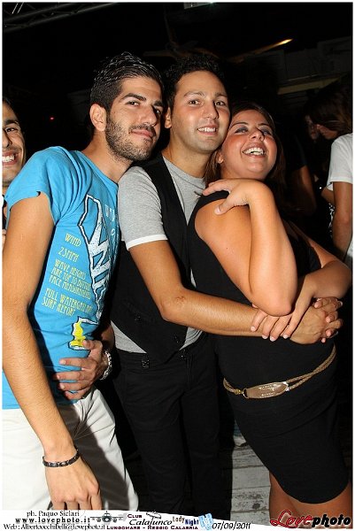 242Calajunco_Lady_Night_LovePhoto_07092011.jpg