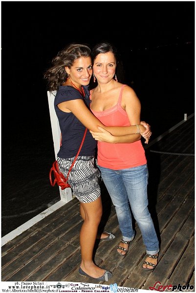 255Calajunco_Lady_Night_LovePhoto_07092011.jpg
