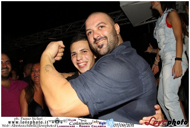 273Calajunco_Lady_Night_LovePhoto_07092011.jpg