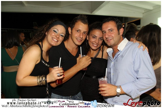 318Calajunco_Lady_Night_LovePhoto_07092011.jpg