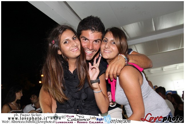 335Calajunco_Lady_Night_LovePhoto_07092011.jpg
