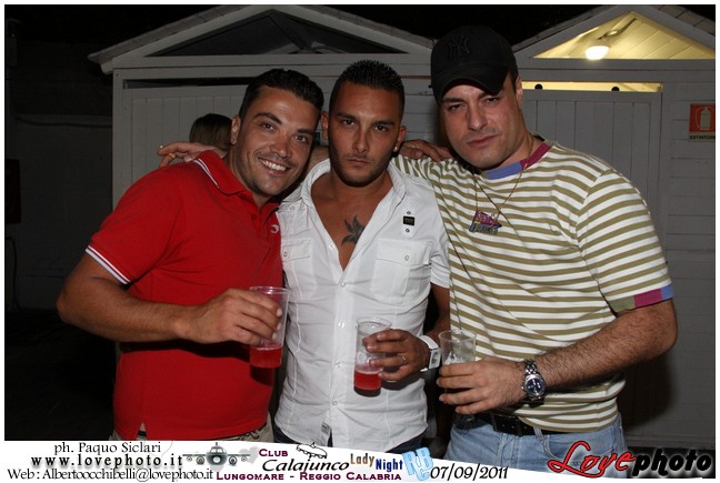 345Calajunco_Lady_Night_LovePhoto_07092011.jpg