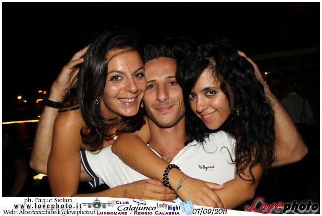 355Calajunco_Lady_Night_LovePhoto_07092011.jpg