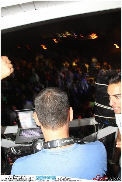 196Lido_CalaAzul_Night_Party_LovePhoto_10082011.jpg