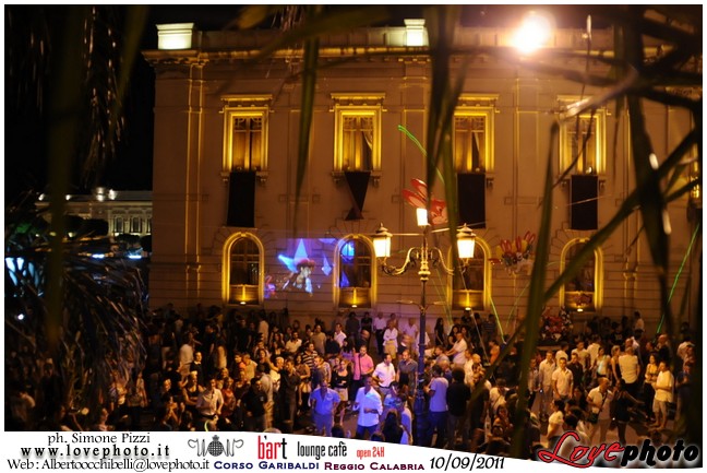 002Bart_Cafe_Party_Night_LovePhoto_10092011.jpg