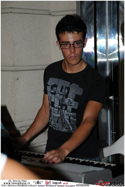 171Bart_Cafe_Party_Night_LovePhoto_10092011.jpg