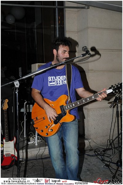 200Bart_Cafe_Party_Night_LovePhoto_10092011.jpg