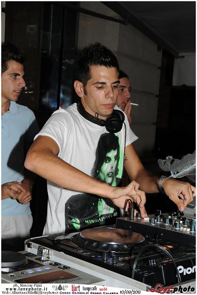 266Bart_Cafe_Party_Night_LovePhoto_10092011.jpg