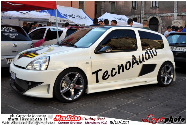 057Mendicino_Cosenza_Event_Tuning_Fest_Love_Photo_18092011.jpg - GREGORIO MOSCATO  PHOTOGRAPHER