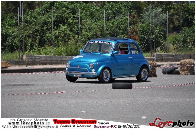 020TuningEvolutionShow2011_LovePhoto_1819062011.jpg - GREGORIO MOSCATO  PHOTOGRAPHER