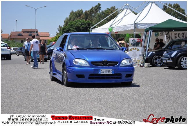 027TuningEvolutionShow2011_LovePhoto_1819062011.jpg - GREGORIO MOSCATO  PHOTOGRAPHER