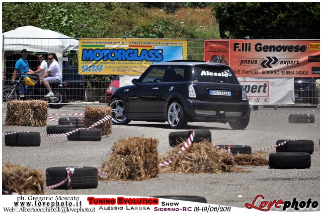 054TuningEvolutionShow2011_LovePhoto_1819062011.jpg - GREGORIO MOSCATO  PHOTOGRAPHER