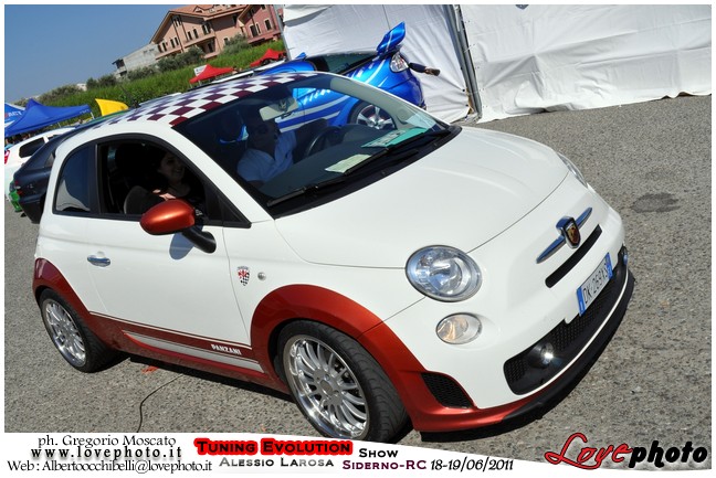 122TuningEvolutionShow2011_LovePhoto_1819062011.jpg - GREGORIO MOSCATO  PHOTOGRAPHER