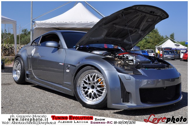 128TuningEvolutionShow2011_LovePhoto_1819062011.jpg - GREGORIO MOSCATO  PHOTOGRAPHER