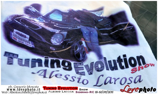 132TuningEvolutionShow2011_LovePhoto_1819062011.jpg - GREGORIO MOSCATO  PHOTOGRAPHER