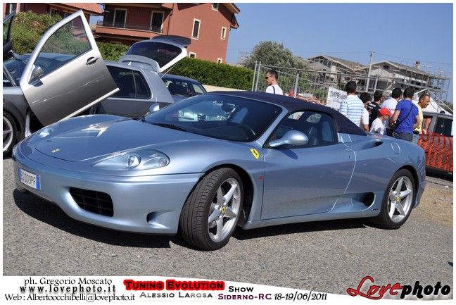 134TuningEvolutionShow2011_LovePhoto_1819062011.jpg - GREGORIO MOSCATO  PHOTOGRAPHER