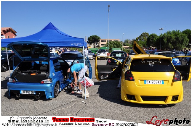 149TuningEvolutionShow2011_LovePhoto_1819062011.jpg - GREGORIO MOSCATO  PHOTOGRAPHER