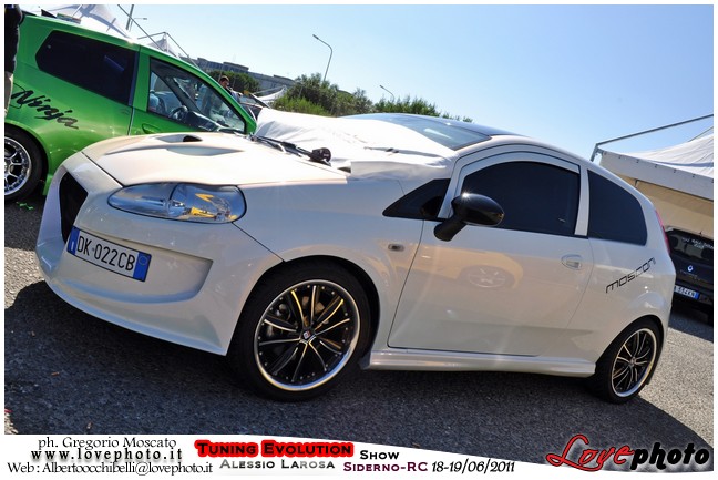 154TuningEvolutionShow2011_LovePhoto_1819062011.jpg - GREGORIO MOSCATO  PHOTOGRAPHER