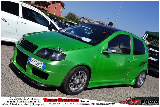 158TuningEvolutionShow2011_LovePhoto_1819062011.jpg - GREGORIO MOSCATO  PHOTOGRAPHER