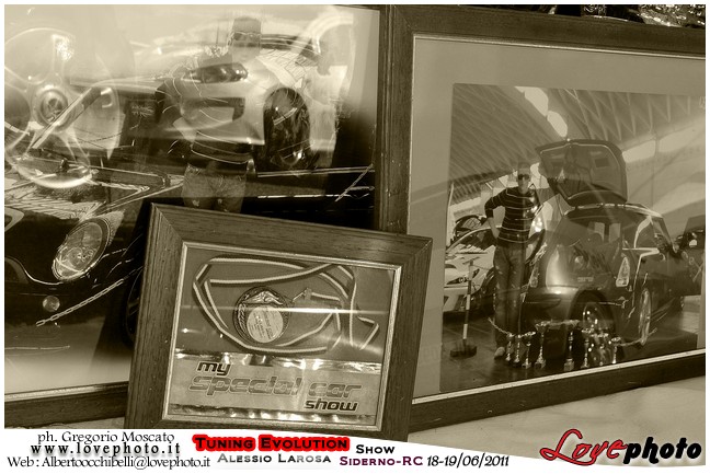 161TuningEvolutionShow2011_LovePhoto_1819062011.jpg - GREGORIO MOSCATO  PHOTOGRAPHER